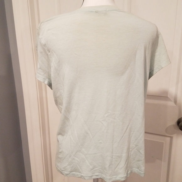 VINTAGE OLD NAVY BABY BLUE TEE W/ DISTRESSED GRAPHICS. PERFECT FIT. SIZE XL. - Picture 4 of 5